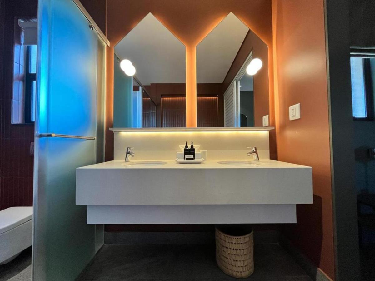 Home Suite Hotels Rosebank Йоханесбург Екстериор снимка