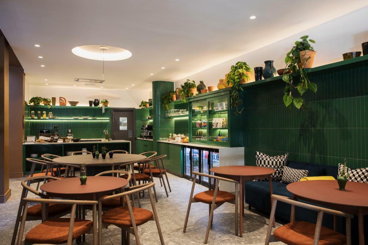 Home Suite Hotels Rosebank Йоханесбург Екстериор снимка